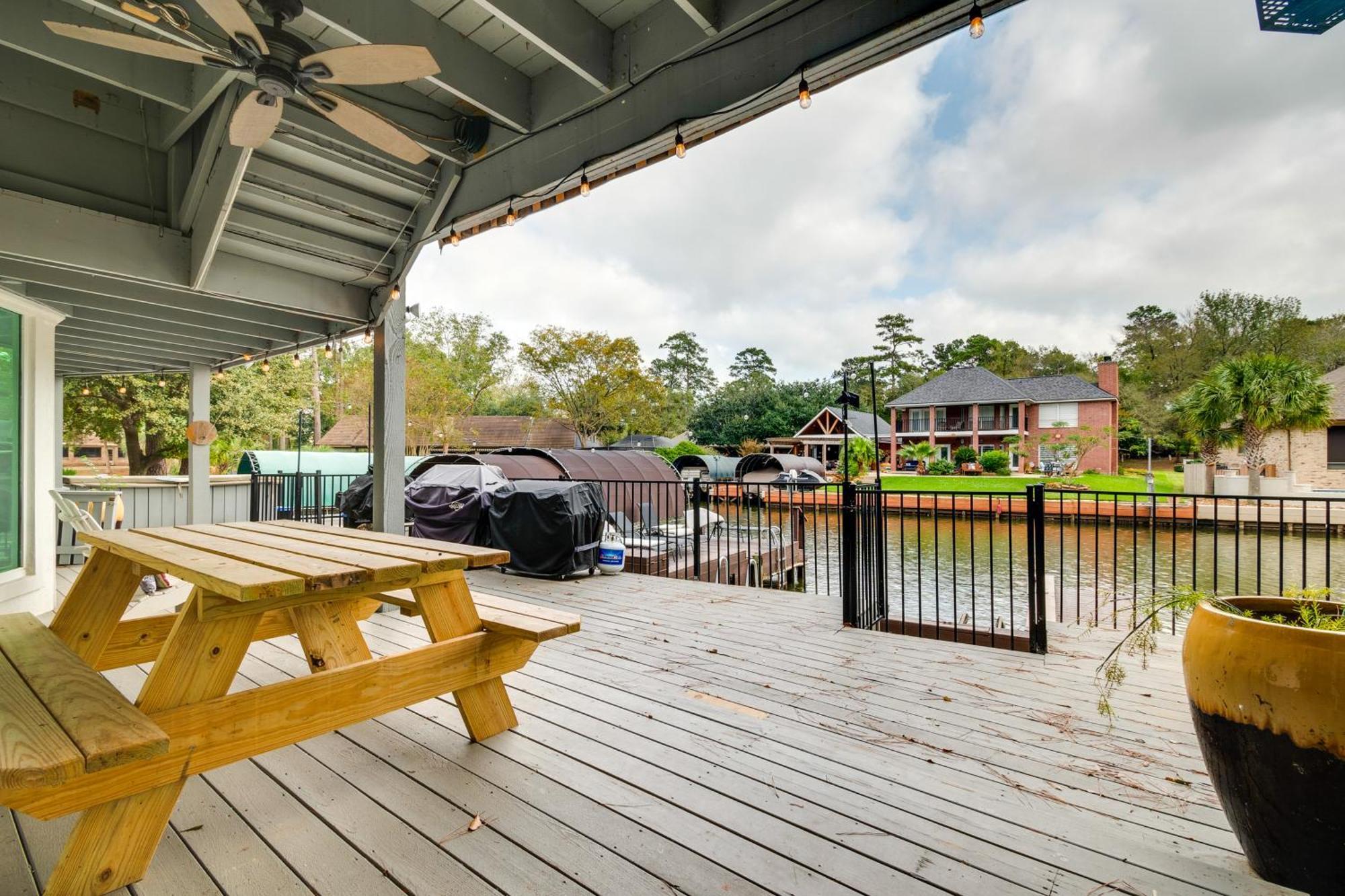 Dock And Outdoor Entertainment Home On Lake Conroe Montgomery Buitenkant foto