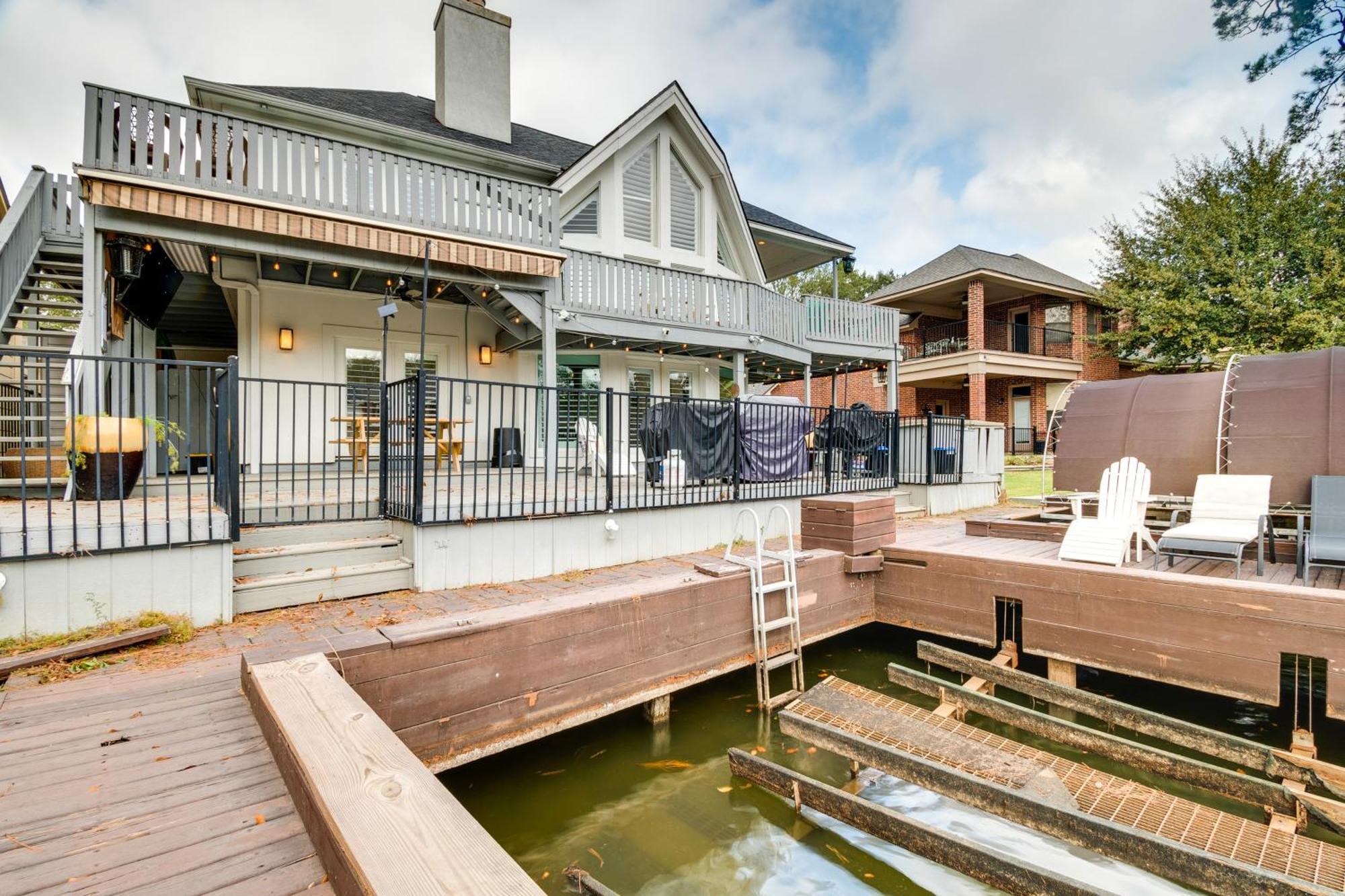 Dock And Outdoor Entertainment Home On Lake Conroe Montgomery Buitenkant foto